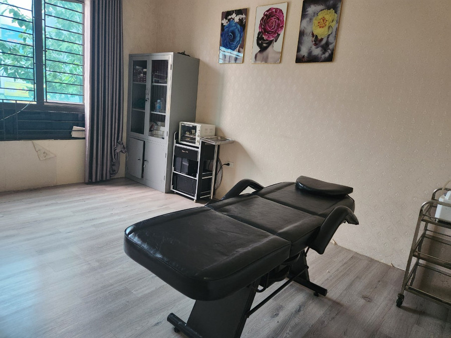 Căn phòng để thực hiện các ca phẫu thuật thẩm mỹ nâng mũi tại một thẩm mỹ viện trên đường Âu Cơ (phường Đông Vệ, TP Thanh Hóa). Căn phòng để thực hiện các ca phẫu thuật thẩm mỹ nâng mũi tại một thẩm mỹ viện trên đường Âu Cơ (phường Đông Vệ, TP Thanh Hóa).