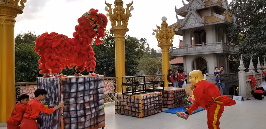 Các bài múa mang ý nghĩa cầu chúc an khang thịnh vượng