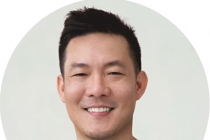 Một họa sĩ Việt Nam có bức tranh được Apple treo khắp thế giới