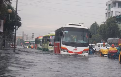 ngập, sài gòn, Kinh Dương Vương, kẹt xe, quận 5