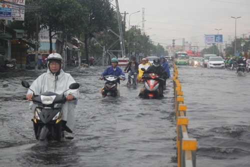 ngập, sài gòn, Kinh Dương Vương, kẹt xe, quận 5 ngập, sài gòn, Kinh Dương Vương, kẹt xe, quận 5