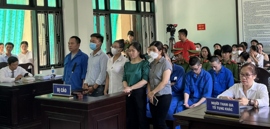 Phiên tòa xét xử Huỳnh Trọng Khoa và đồng phạm xảy ra tại QTD Tây Lộc, TP Huế. (Ảnh: H.L) Phiên tòa xét xử Huỳnh Trọng Khoa và đồng phạm xảy ra tại QTD Tây Lộc, TP Huế. (Ảnh: H.L)