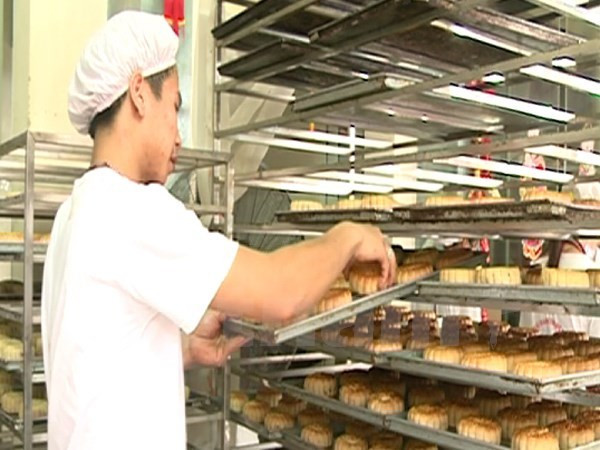 Cẩn trọng với chất lượng của các mẫu bánh Trung Thu thủ công