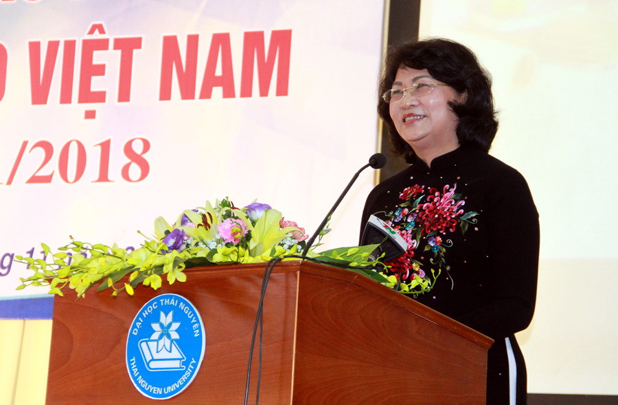 Phó chủ tịch nước Đặng Thị Ngọc Thịnh phát biểu tại buổi lễ Phó chủ tịch nước Đặng Thị Ngọc Thịnh phát biểu tại buổi lễ