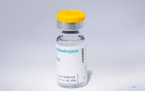 Vaccine ngừa bệnh đậu mùa khỉ Imvanex. Ảnh: Reuters