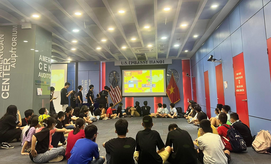 Trại hè chính thức khai mạc sáng nay (25/7). Trại hè chính thức khai mạc sáng nay (25/7).