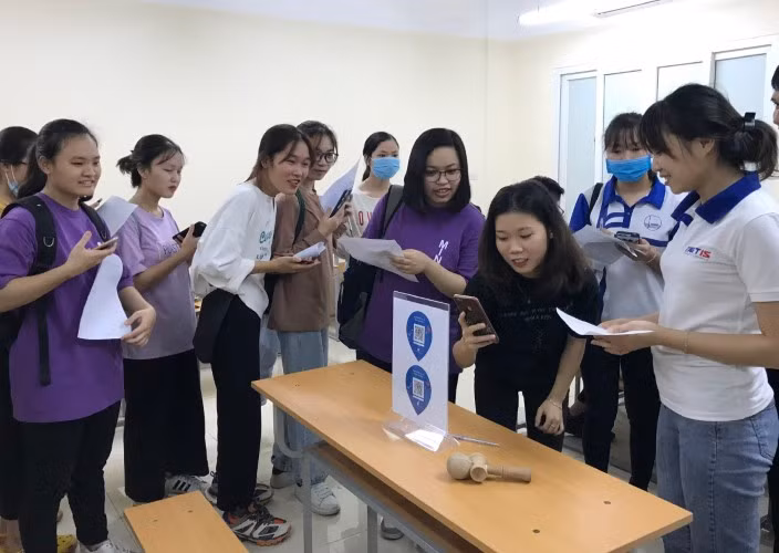 Các thiết bị số ngày càng trở nên thông dụng. Ảnh: TG