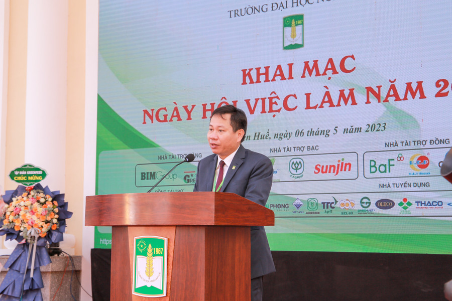 PGS.TS. Trần Thanh Đức – Hiệu trưởng trường ĐH Nông Lâm, ĐH Huế phát biểu.