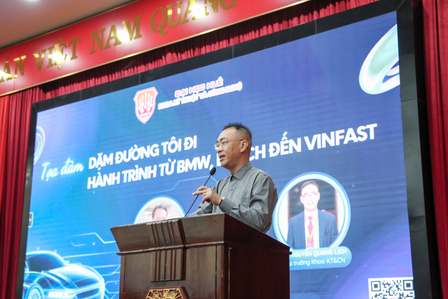 PGS.TS Nguyễn Quang Lịch – Khoa trưởng Khoa Kỹ thuật và Công nghệ, ĐH Huế phát biểu tại chương trình.