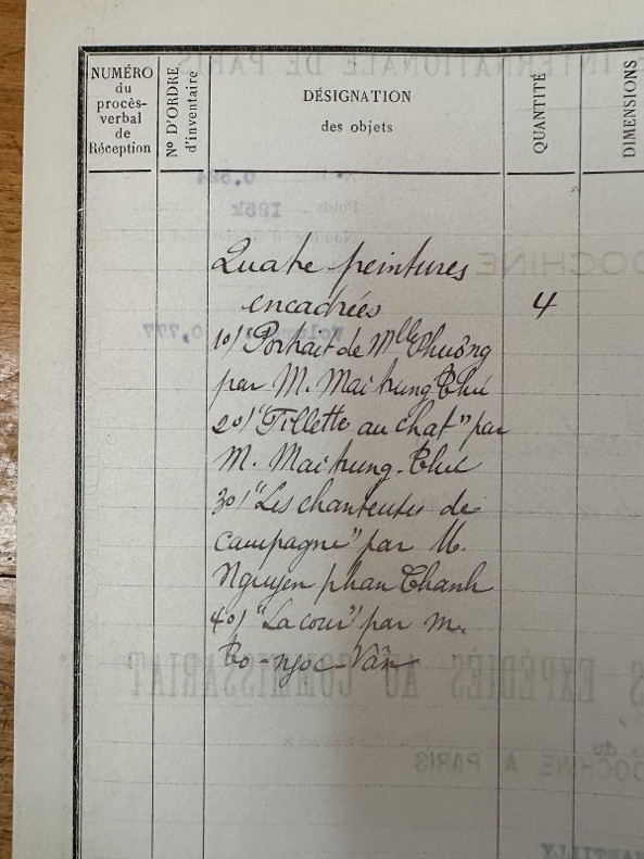 'Người hát dân ca' nằm trong danh sách tác phẩm gửi đến Cục Đông Dương tại Paris ngày 25/1/1931 để chuẩn bị cho Đấu xảo Thuộc địa 1931. 'Người hát dân ca' nằm trong danh sách tác phẩm gửi đến Cục Đông Dương tại Paris ngày 25/1/1931 để chuẩn bị cho Đấu xảo Thuộc địa 1931.