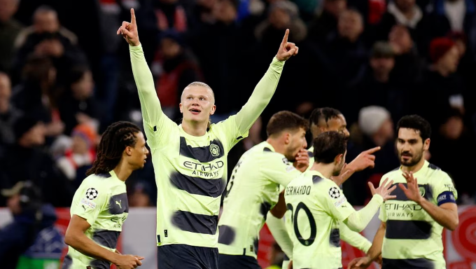 Erling Haaland ghi bàn vào lưới Bayern Munich ở cả 2 trận lượt đi và về tứ kết Champions League. Erling Haaland ghi bàn vào lưới Bayern Munich ở cả 2 trận lượt đi và về tứ kết Champions League.