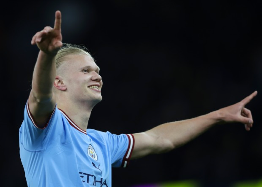 Tiền đạo người Na Uy mừng bàn thứ 35 sau 31 trận.