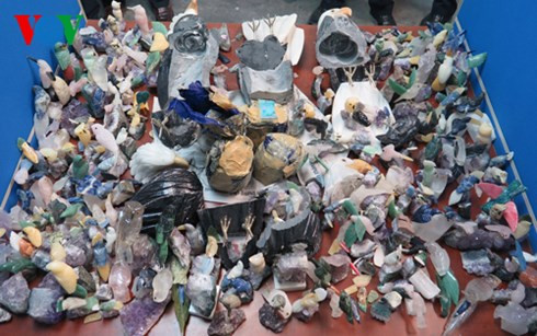 bat vu van chuyen gan 2kg cocain qua cua khau san bay tan son nhat hinh 4