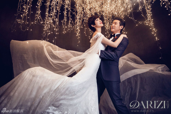 Vợ chồng Lục Nghị chụp bộ ảnh kỉ niệm 20 năm yêu nhau - Ảnh 5. Vợ chồng Lục Nghị chụp bộ ảnh kỉ niệm 20 năm yêu nhau - Ảnh 5.