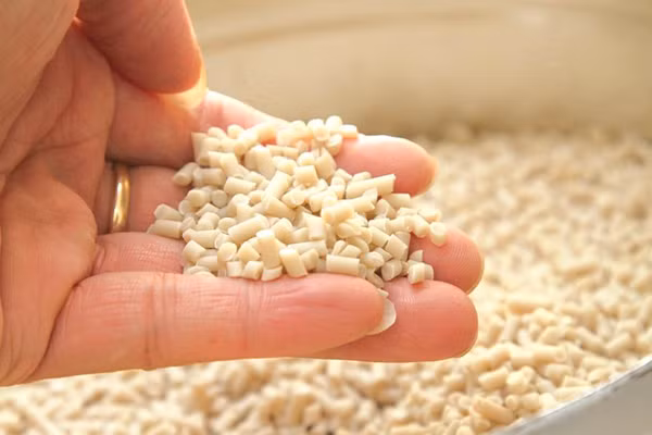 Hạt tinh bột sắn để thổi túi nilon