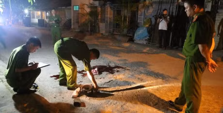 Nu sinh Dai hoc Y bi ban trai di tu Vung Tau ra dam trong thuong - Anh 1