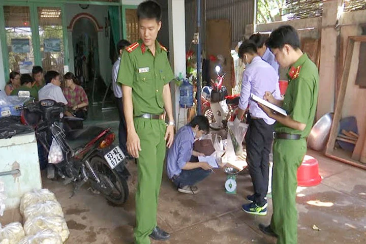 Gần 300 kg măng tươi ngâm hóa chất chuẩn bị mang đi bán