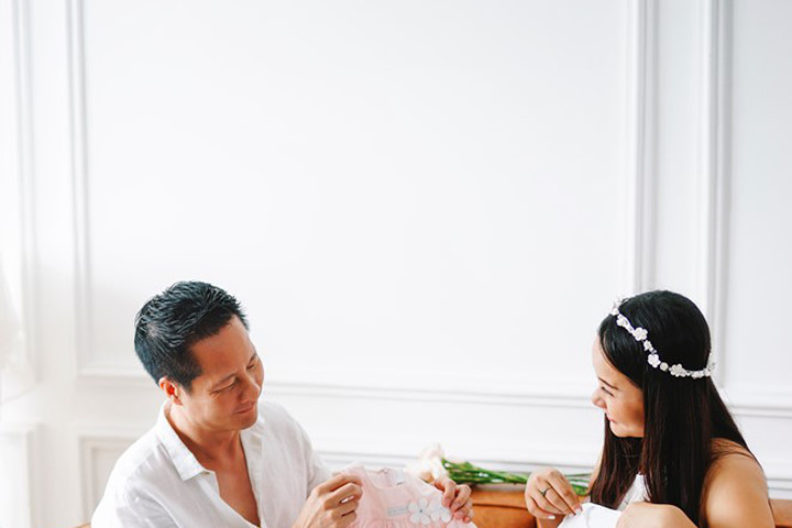 Phan Như Thảo khoe 3 căn biệt thự ông xã tặng con gái