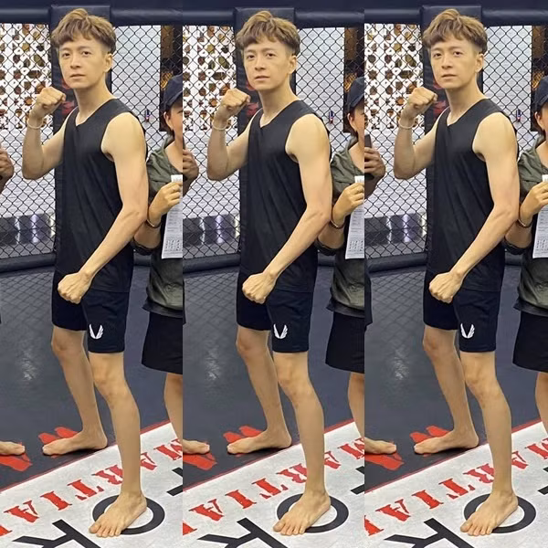 Ngoại hình thiếu sức sống sau khi giảm hàng chục cân.