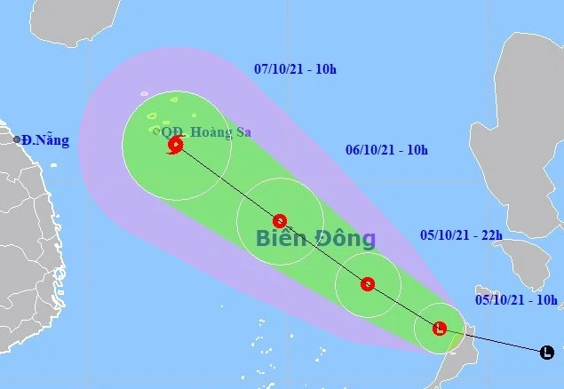 Dự báo vị trí và đường đi của ATNĐ, bão trên Biển Đông. Ảnh: NCHMF.