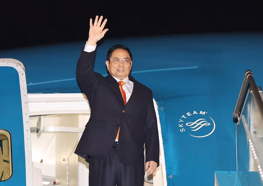 Thủ tướng Phạm Minh Chính rời Hà Nội lên đường dự Hội nghị COP26, thăm làm việc tại Anh và thăm chính thức Pháp. Ảnh: VGP.