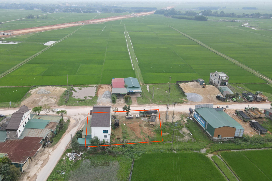 Vị trí 4 lô đất được UBND huyện Thạch Hà phê duyệt quy hoạch năm 2004. Ảnh: T.H