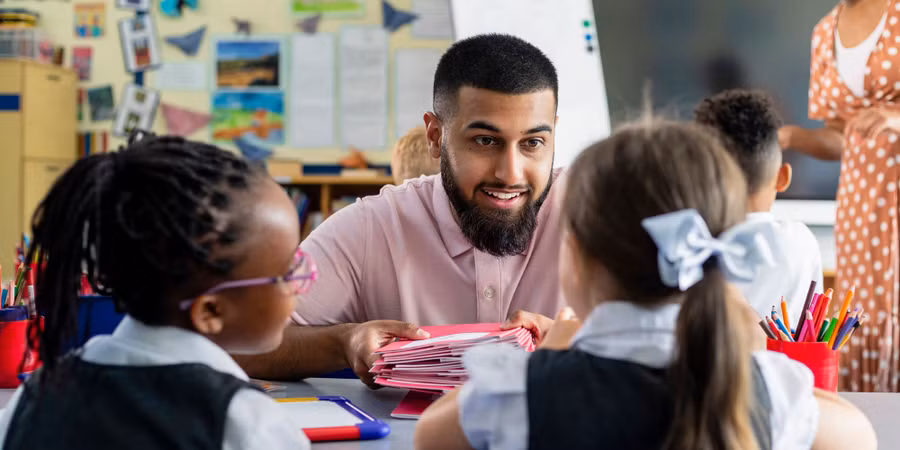 Giáo viên Jamaica làm việc trong các trường học Anh.