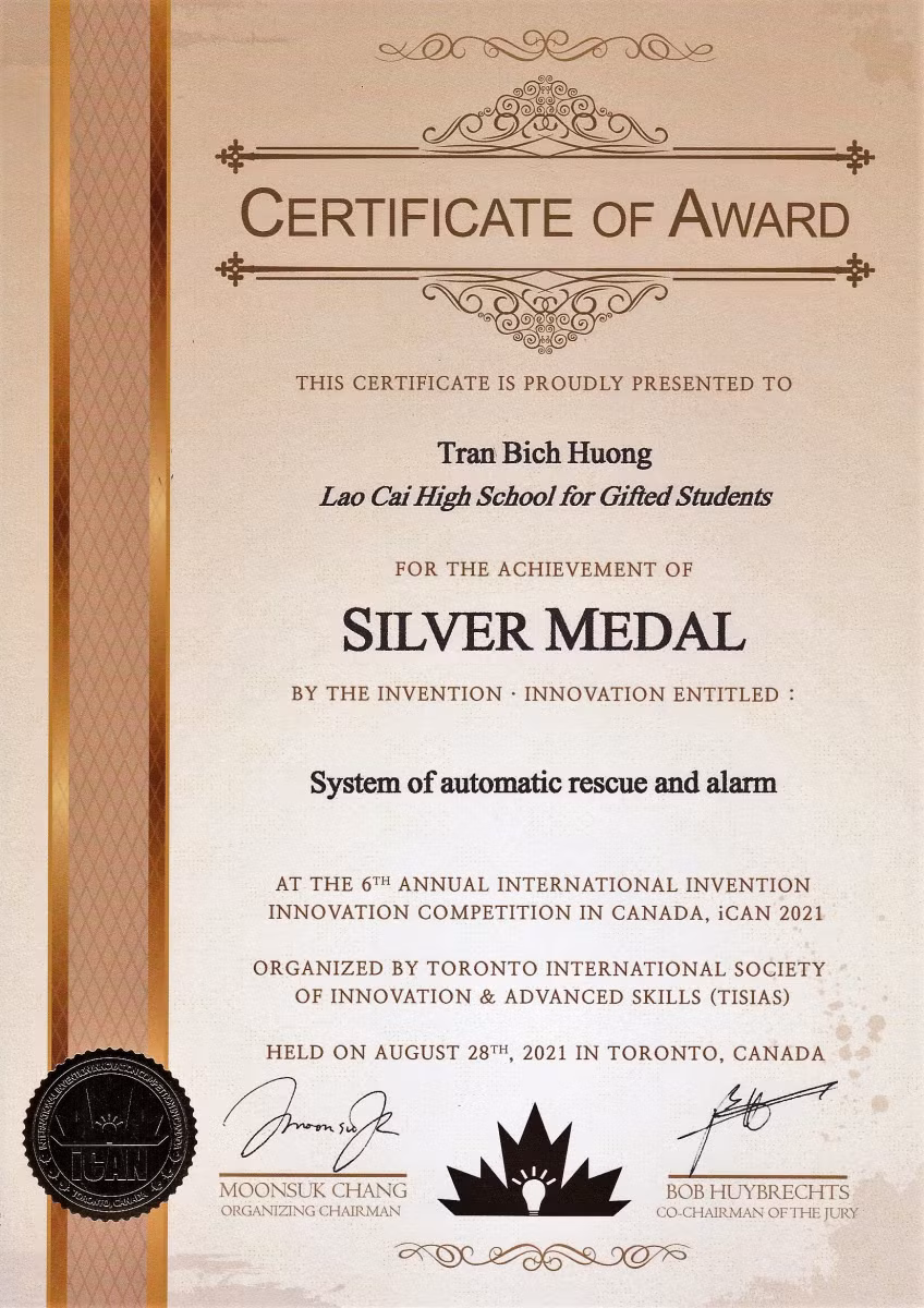 Giấy chứng nhận của BTC cuộc thi cho Trần Bích Hường.