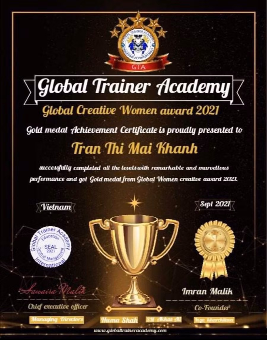 Huy chương Vàng Phụ nữ sáng tạo toàn cầu năm 2021 cô giáo Trần Thị Mai Khanh vừa giành được.