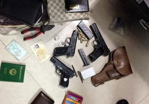 Số vũ khí cảnh sát thu được từ phòng trọ của Đại. s-7945-1423559882.jpg