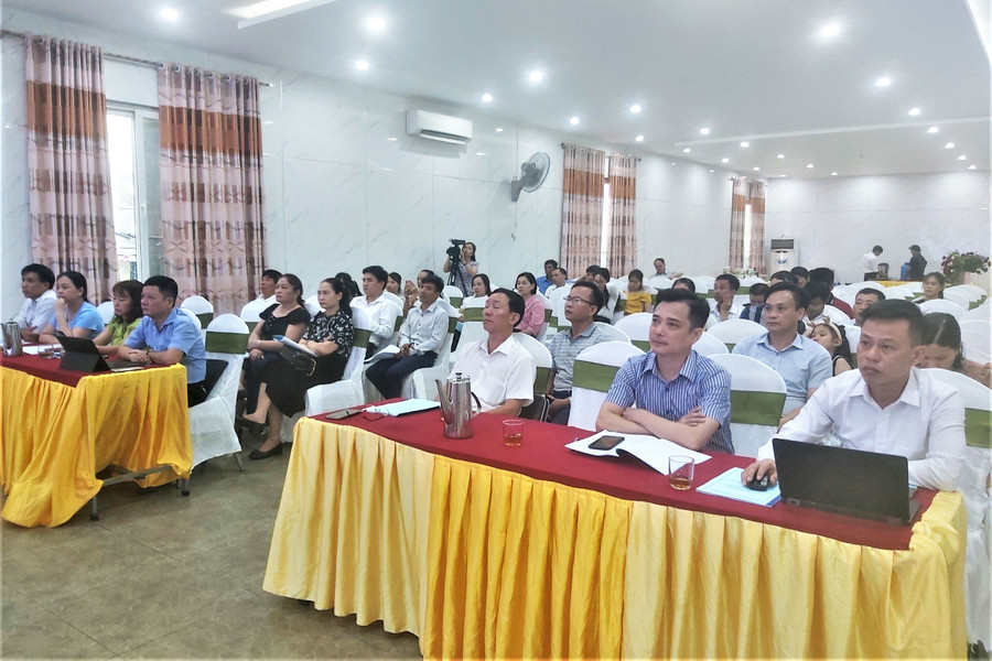 Hội nghị Giới thiệu sản phẩm kết quả Dự án nghiên cứu hoàn thiện quy trình công nghệ sản xuất bột dinh dưỡng từ nguyên liệu gạo thảo dược Vĩnh Hòa 1 tại Hà Tĩnh thu hút sự quan tâm của nhiều đơn vị. (Ảnh: Vũ Long).