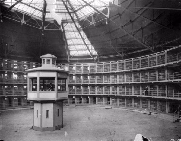 Nhà tù nơi Majczek và Marcinkiewicz thi hành bản án.