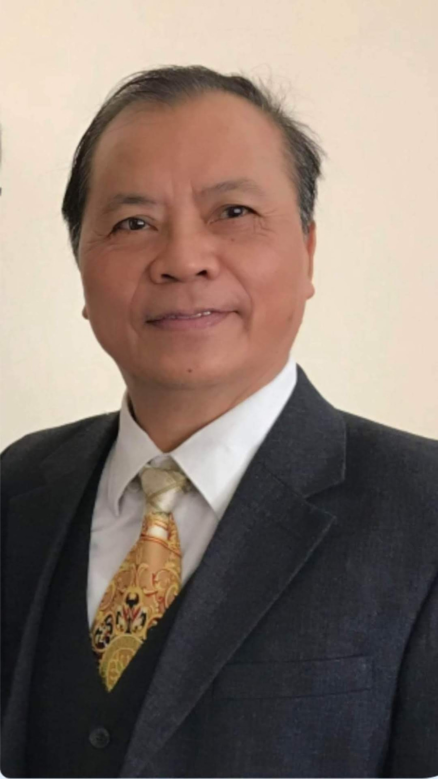 Nhà thơ Nguyễn Minh Khiêm. Nhà thơ Nguyễn Minh Khiêm.