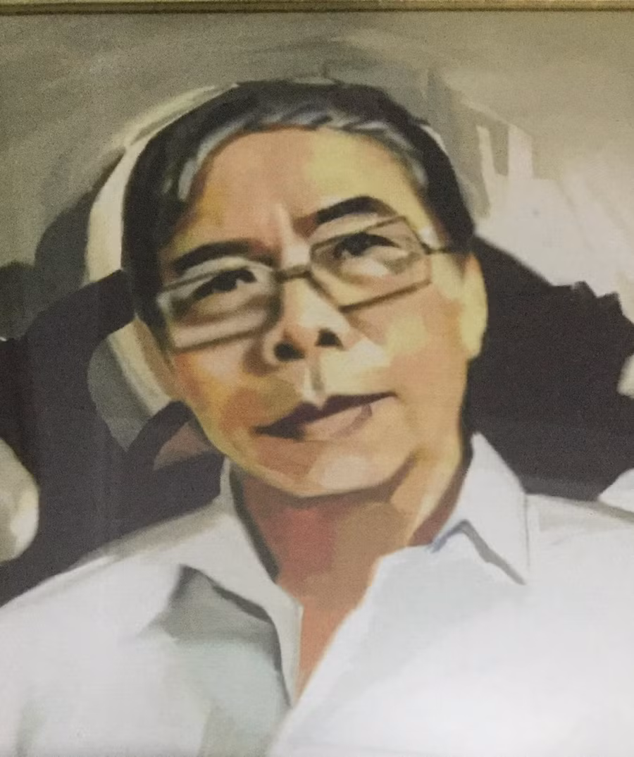 Nhà văn Đức Ban.