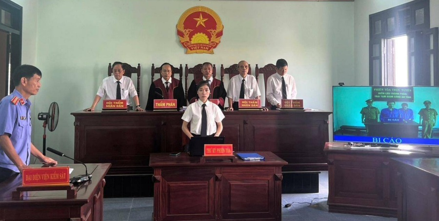 Hội đồng xét xử tuyên phạt bị cáo Phan Văn An tử hình về tội Vận chuyển trái phép chất ma túy. (Ảnh: T.B).