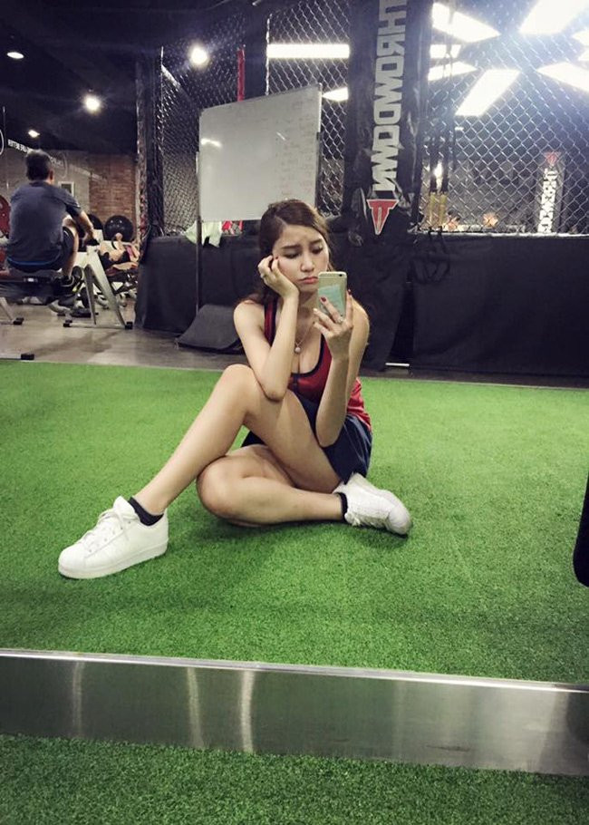 Bí quyết để đẹp "khó rời mắt" của 5 mỹ nhân The Remix ảnh 24 Bí quyết để đẹp "khó rời mắt" của 5 mỹ nhân The Remix ảnh 24