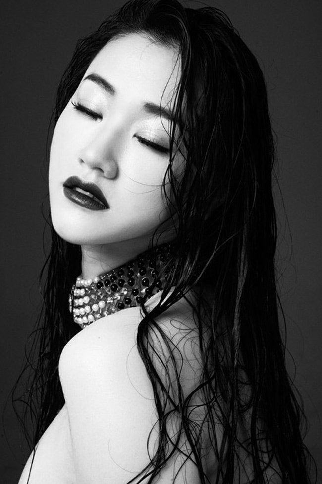 Bí quyết để đẹp "khó rời mắt" của 5 mỹ nhân The Remix ảnh 7 Bí quyết để đẹp "khó rời mắt" của 5 mỹ nhân The Remix ảnh 7