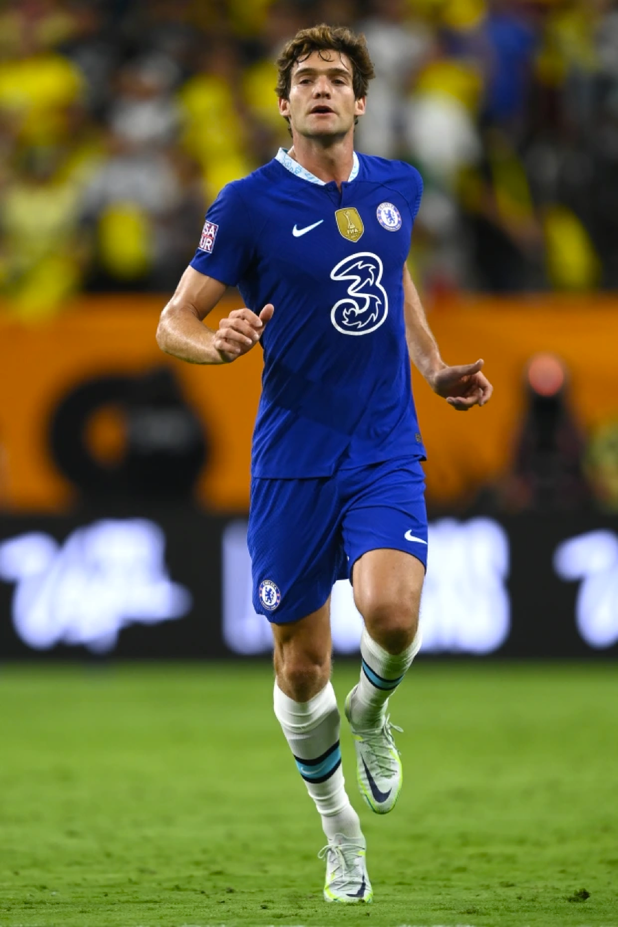 Marcos Alonso cũng chia tay Chelsea gia nhập Barca. Marcos Alonso cũng chia tay Chelsea gia nhập Barca.