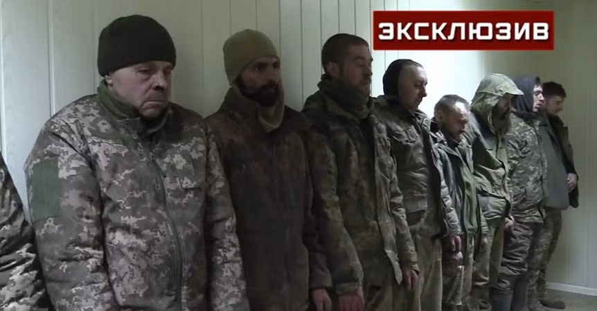 Binh sĩ Ukraine đầu hàng