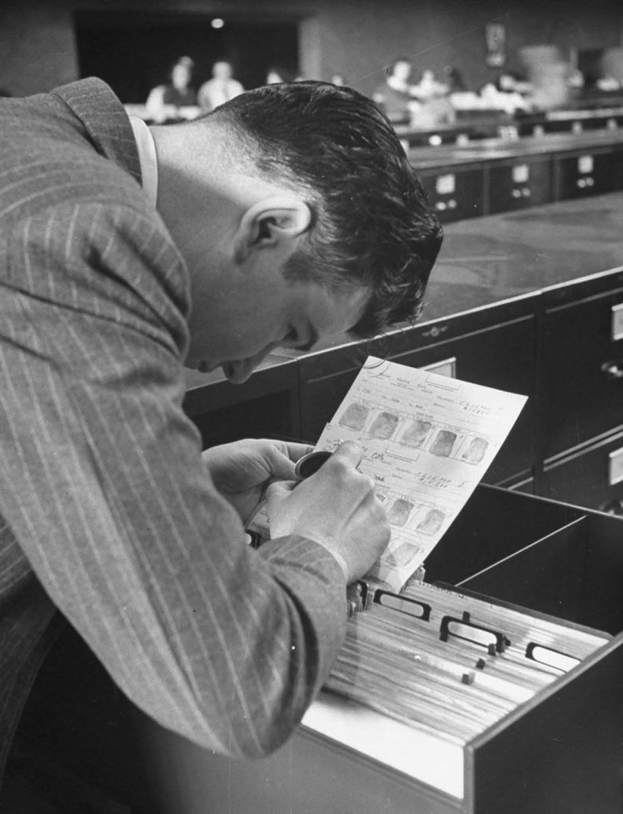 Bí mật bên trong kho lưu trữ dấu vân tay của FBI hình ảnh 6 bi mat ben trong kho luu tru dau van tay cua fbi hinh anh 6