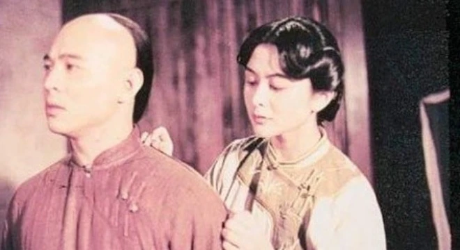 Người phụ nữ duy nhất dám tát mãnh hổ Hoàng Phi Hồng