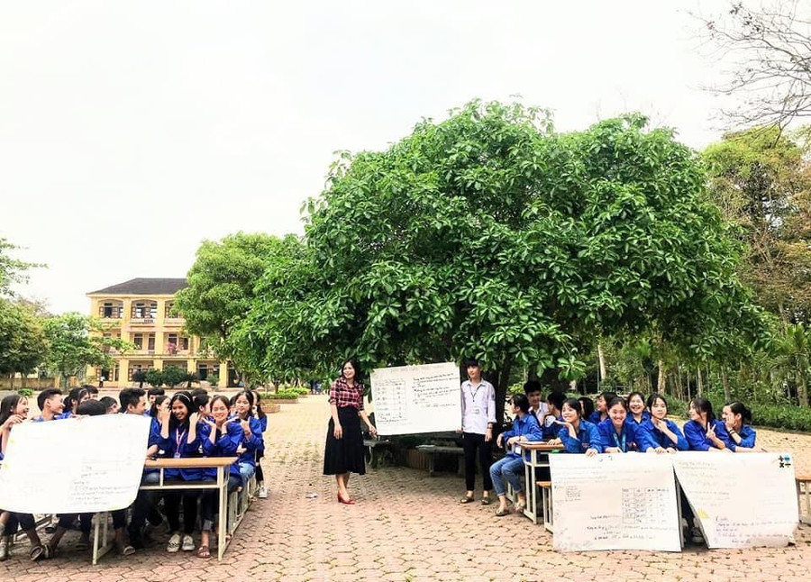 Cô Diệp luôn truyền cảm hứng cho học sinh bằng phương pháp sáng tạo (Ảnh: NVCC). Cô Diệp luôn truyền cảm hứng cho học sinh bằng phương pháp sáng tạo (Ảnh: NVCC).