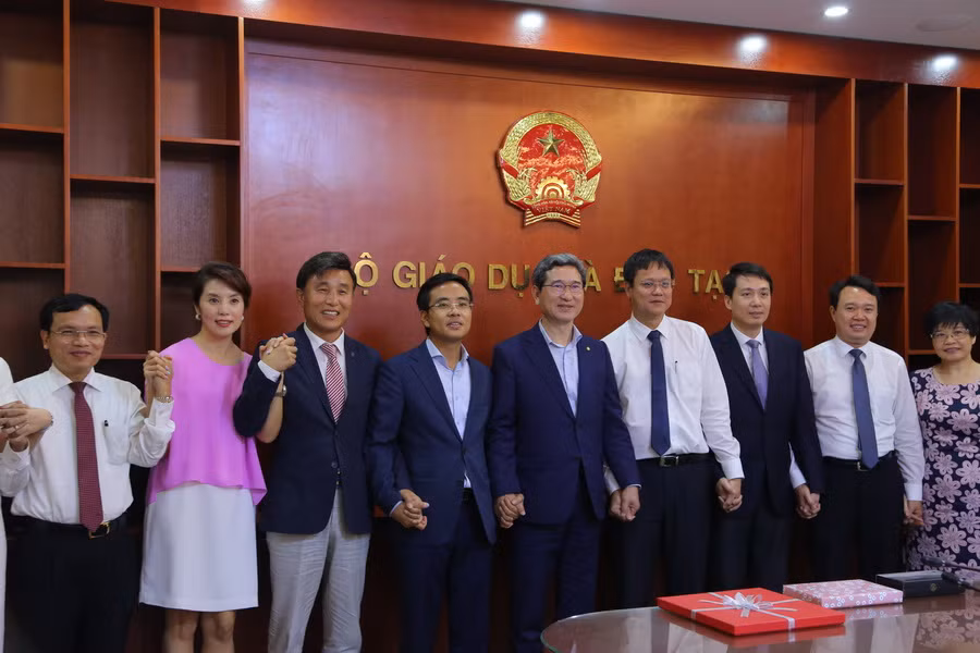 Thứ trưởng Lê Hải An tiếp đoàn Nghị sĩ Quốc hội Hàn Quốc ảnh 1