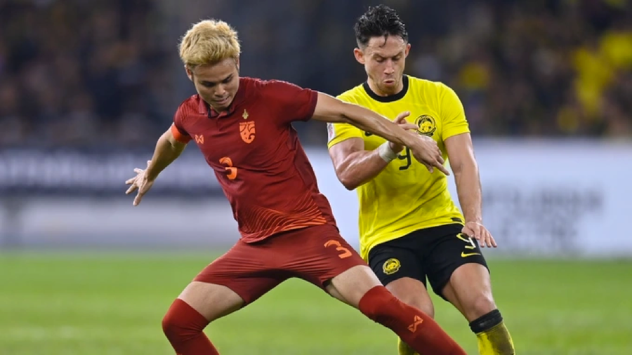 Thái Lan bất lực trong việc ghi bàn vào lưới Malaysia ở bán kết lượt đi AFF Cup 2022.