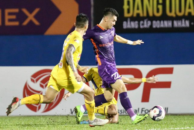 Tiến Linh và các đồng đội hướng tới chiến thắng đầu tiên tại V.League 2023.