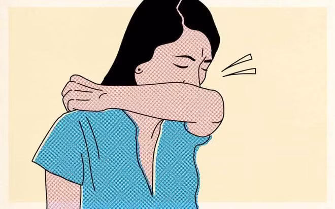 Che miệng và mũi bằng khăn giấy khi hắt hơi rồi ném khăn giấy vào thùng rác, rửa tay sạch sẽ. Nếu không có khăn giấy, bạn nên ho, hắt hơi vào phần khuỷu tay thay vì lòng bàn tay. Ảnh minh họa.