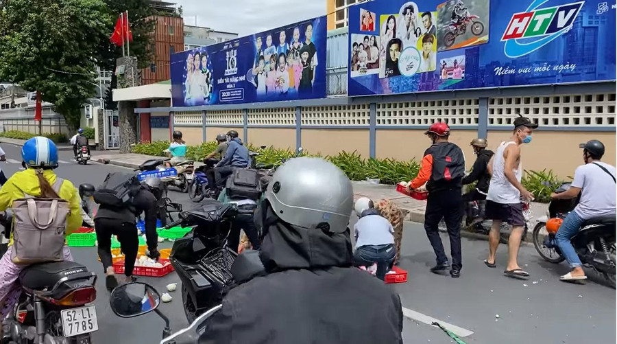 Ảnh cắt từ clip. Ảnh cắt từ clip.