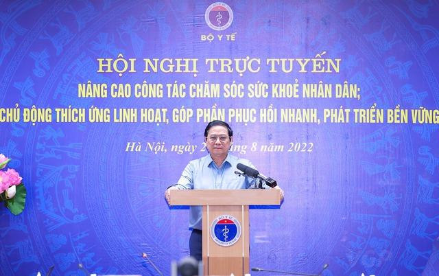 Thủ tướng Phạm Minh Chính: Các bộ, ngành, cơ quan cần tăng cường phối hợp chặt chẽ với Bộ Y tế, trước mắt là xử lý các vấn đề cấp bách như mua sắm, đấu thầu, đầu tư, thanh toán chi phí khám chữa bệnh bảo hiểm y tế... - Ảnh: VGP/Nhật Bắc