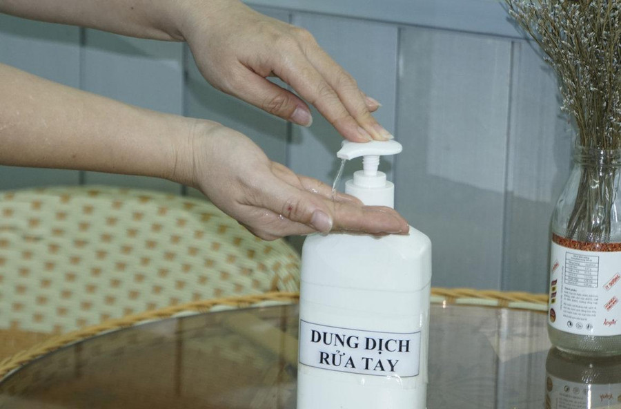 Thực hành tốt vệ sinh tay sau khi tiếp xúc với động vật hoặc người bị nhiễm bệnh là một trong những biện pháp phòng ngừa bệnh đậu khỉ mùa. Ảnh minh họa.