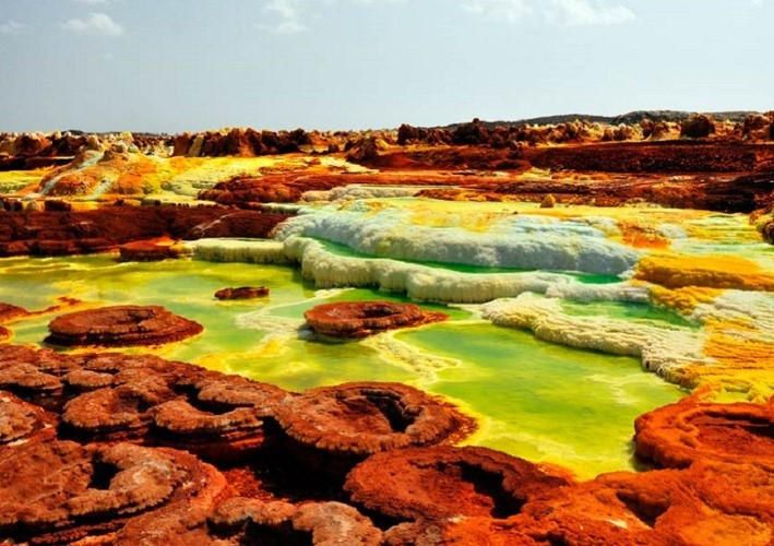 Dallol tuyệt đẹp nhưng cực độc, không có sự sống. Dallol tuyệt đẹp nhưng cực độc, không có sự sống.